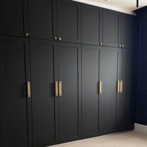 Fitted bedroom wardrobe with cabinets